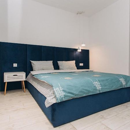 Loft Apartmen Sumy Exteriör bild